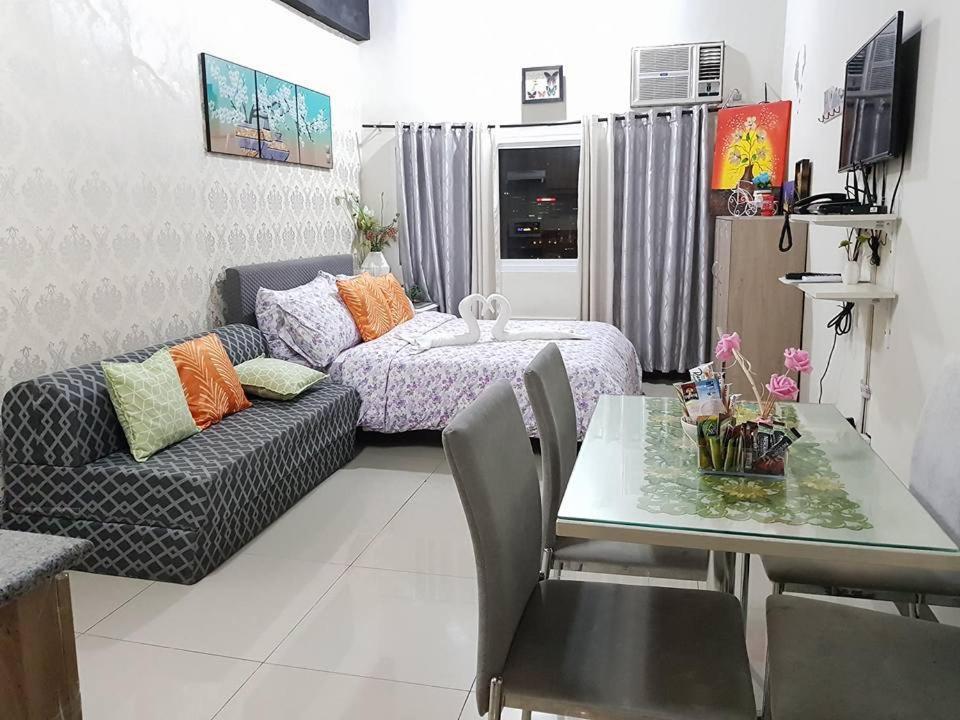 Luxanos Condo Place- San Marino Cebu Eksteriør billede